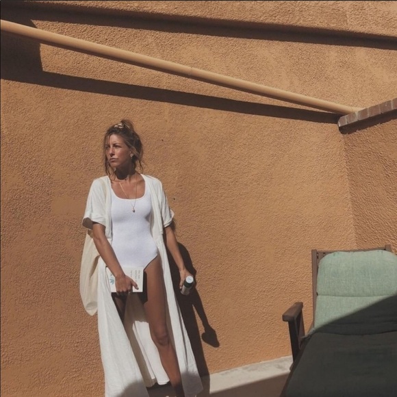 Youswim Suit in White, Aplomb - Picture 4 of 9